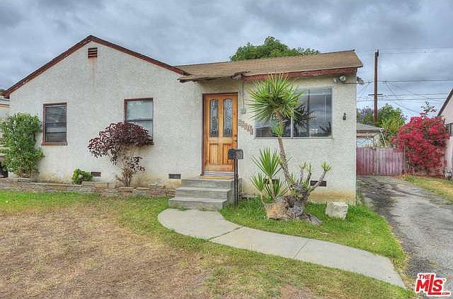 1st image of 22913 Broadwell Ave