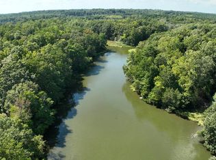 3 Waverly Ave, Kilmarnock, VA 22482