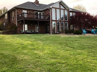 5170 Westwind Dr, Loma Linda, MO 64804