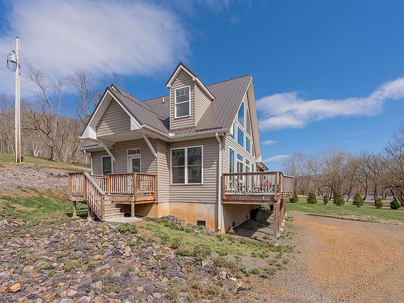 2nd image of 4204 Clarks Ferry Rd