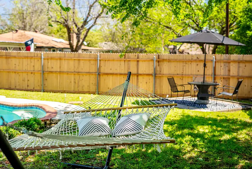 Briarcliff Ct, North Richland Hills — Photo 2