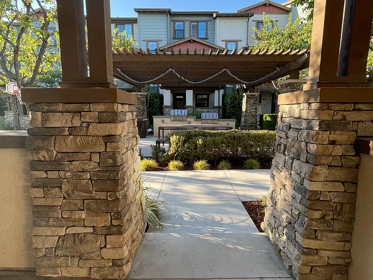11760 Carriage Ln — Photo 29