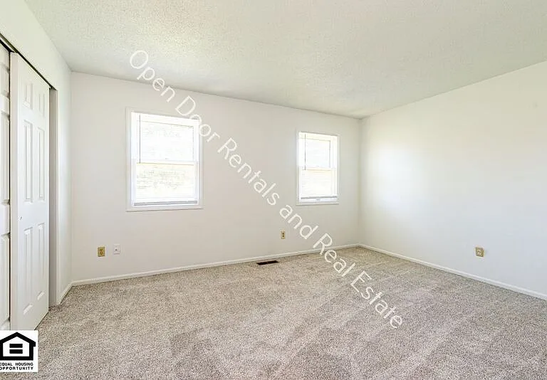 5007 Vermont Ln — Photo 20