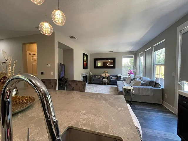 688 Peridot Pl — Photo 11