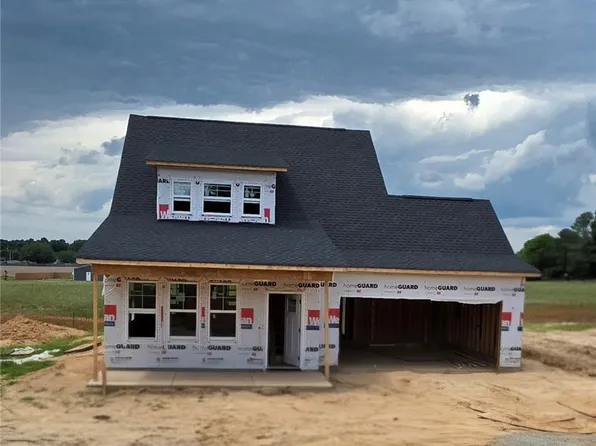 760 Brown Rd, Lillington, NC 27546
