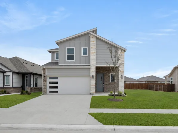 7325 Autumn Hill Dr, Krum, TX 76249