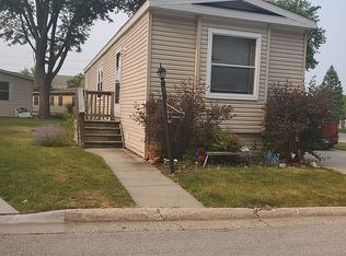 62 Melbrooke Rd, Elgin, IL 60123