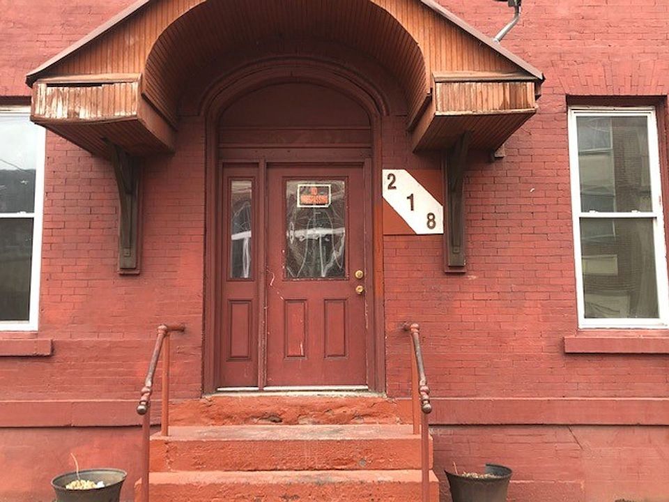 1st image of 218 W Market St #6