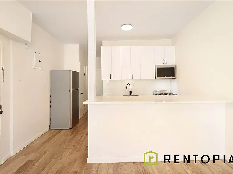 782 Bergen St #3 — Photo 2