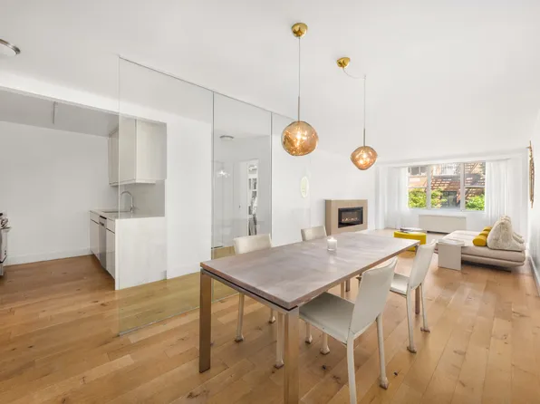 207 East 74th Street image 1 of 6
