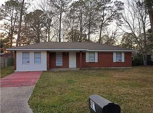 4313 Donovan St, Moss Point, MS 39563