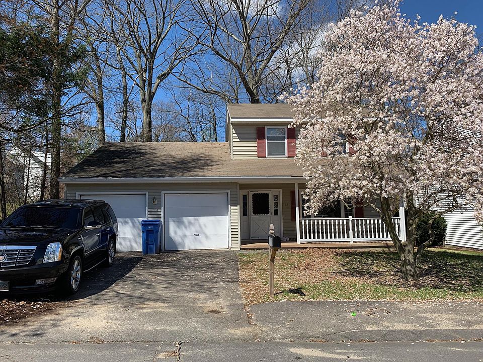 1st image of 93 Brentwood Ave