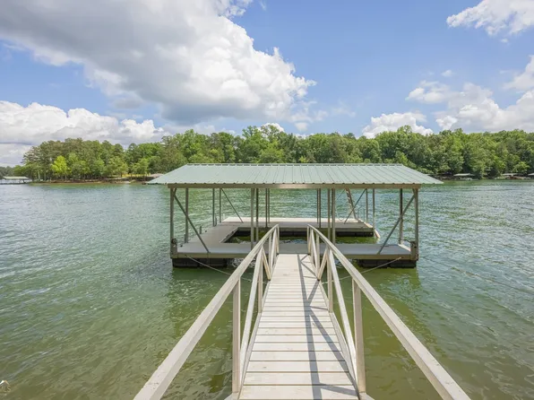 132 Rue Saint Joan, Lavonia, GA 30553