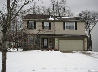 1564 Chelsea Cir, Howell, MI 48843