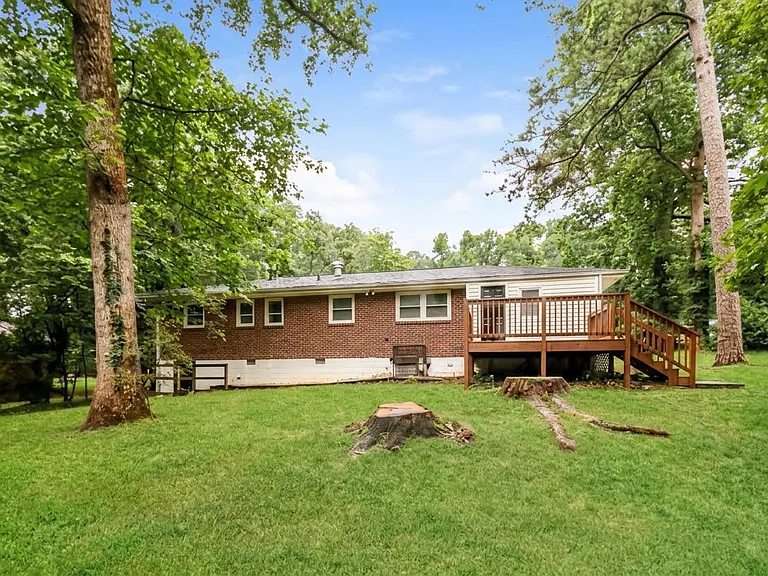 184 Wee Kirk Rd — Photo 4