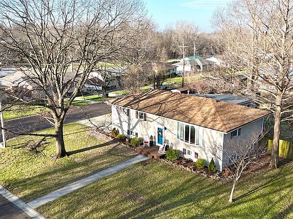 4th image of 1700 Borden St