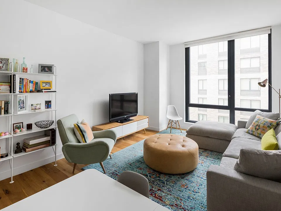 23 W 116th St #7B