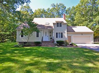 53 Neck Hill Rd, Mendon, MA 01756
