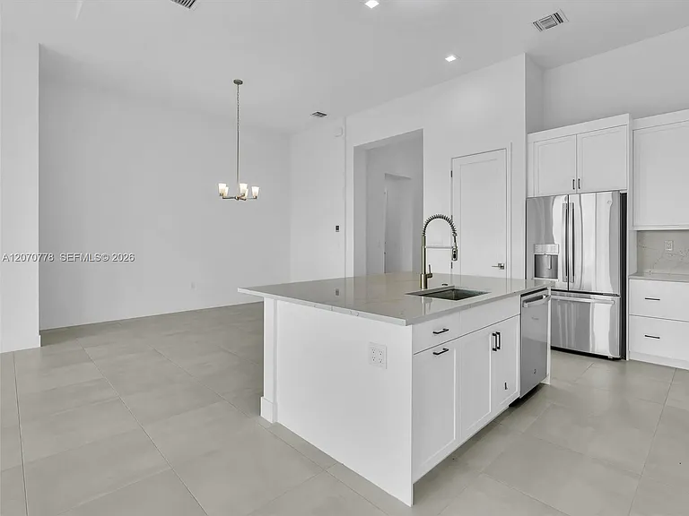 10032 Stockrun Dr — Photo 9
