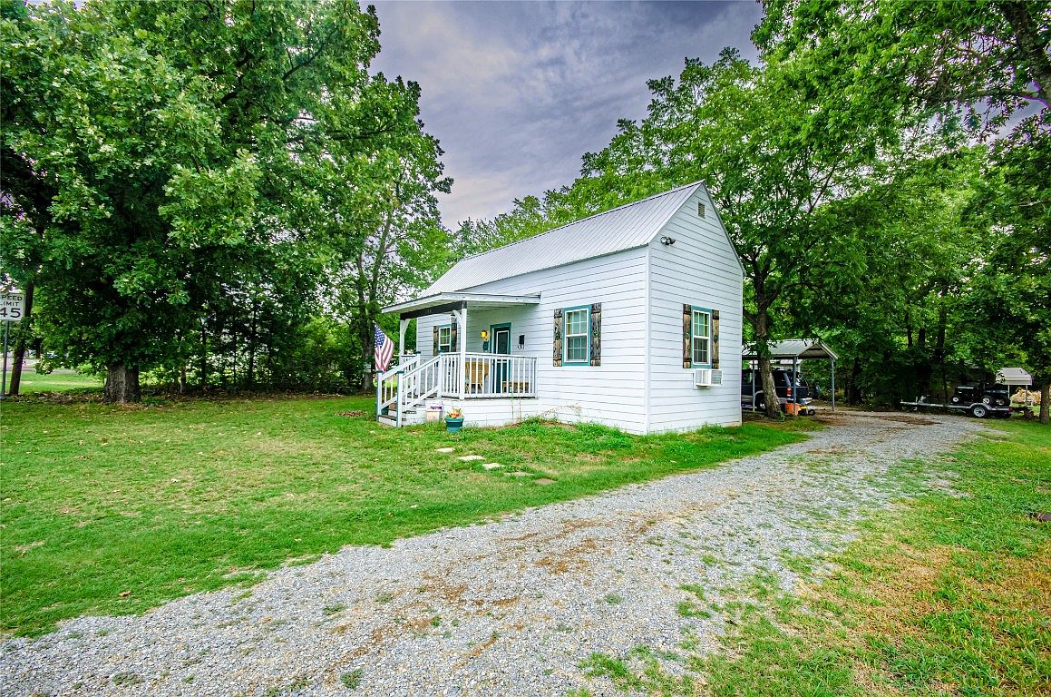 208 N Main St, Bailey, TX 75413 MLS 20442431 Zillow