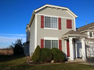 2419 Roxbury Ln, Montgomery, IL 60538