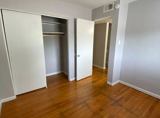 2201 Woodson Rd #I, Saint Louis, MO 63114