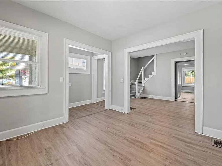 447 N Sherman Dr — Photo 6