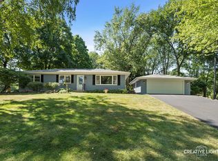 8N290 Stevens Rd, Elgin, IL 60124