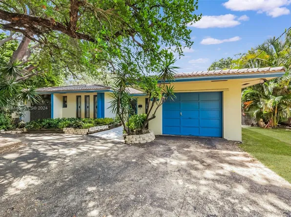 760 NE 117th St, Biscayne Park, FL 33161