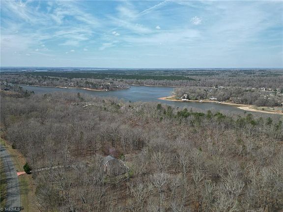 3rd image of 367 Rocky Cove Ln #5