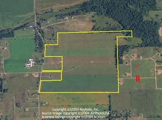 17197 Country Dr, Manchester, MI 48158