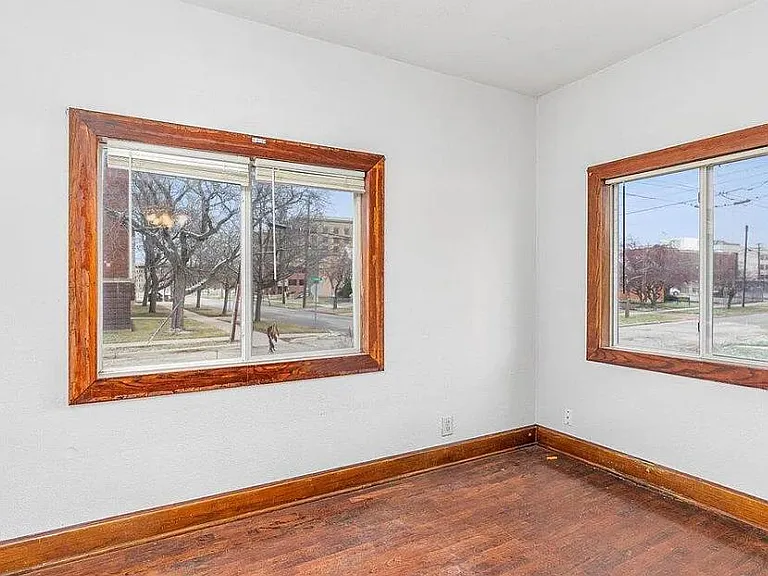 501 W Lenawee St — Photo 7