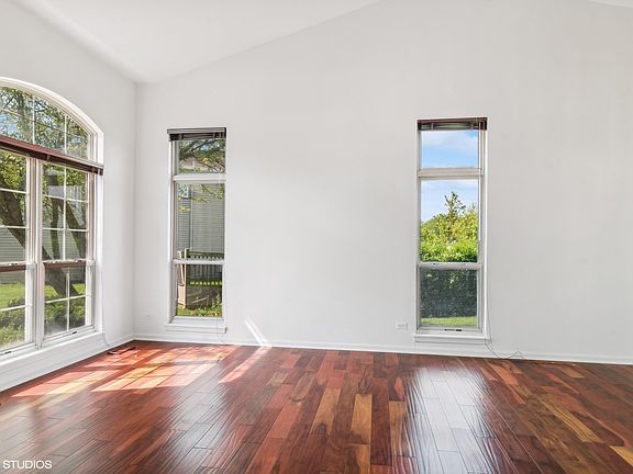 4th image of 624 Grenache Ct