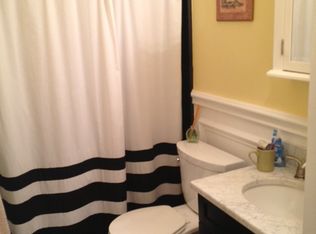 22 Park St APT 3, Newton, MA 02458