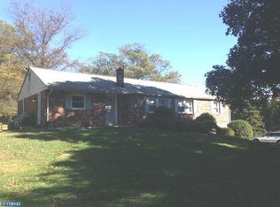 16 Longview Rd, Glen Mills, PA 19342