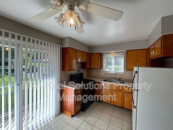 5th image of 229 Rockaway Ave #2