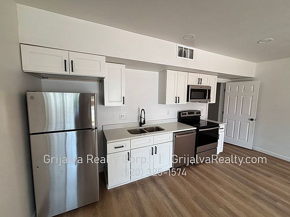 5th image of 2924 N Winstel Blvd #2