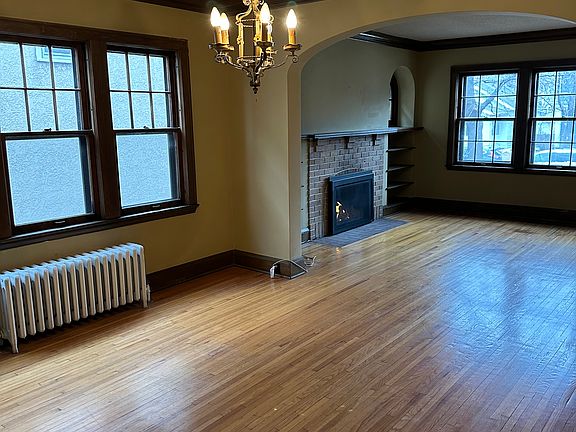 5th image of 4909 Xerxes Ave S #1