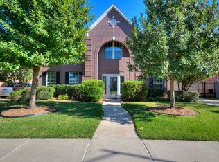 2507 Foxglove Dr, Pearland, TX 77584