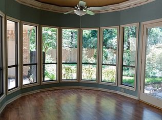5102 Windy Lake Dr, Kingwood, TX 77345