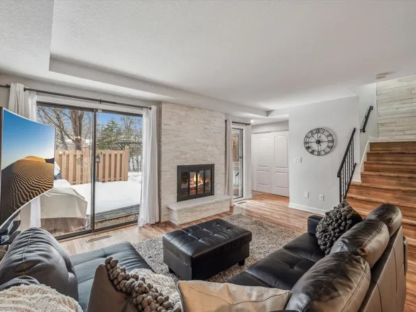 3675 Independence Ave S APT 40, Saint Louis Park, MN 55426