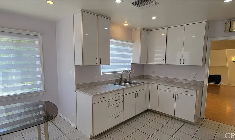 567 South St — Photo 6