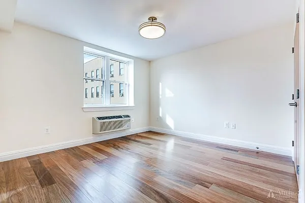 Rented by Anchor Associates | media 12