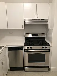 Rented by Metropolis Real Estate of Manhattan