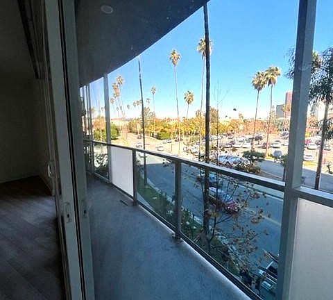 2nd image of 1157 S Bundy Dr APT 302