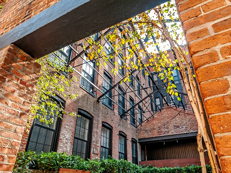 Grand Adams Hoboken — Photo 10