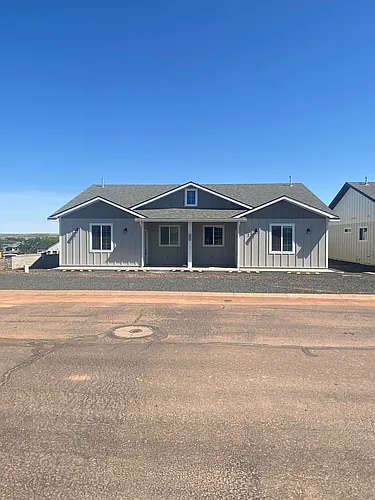 2094 W Sand Trap Ln #2 Photo 1