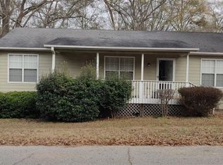 202 Shields St, Winder, GA 30680