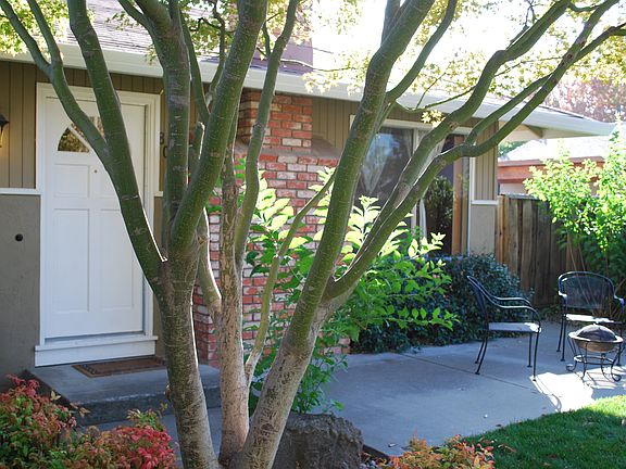 Front Porch 809 Seminole Dr