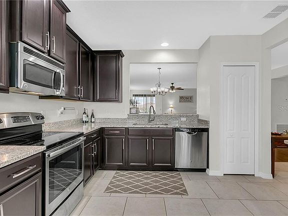4th image of 523 Kestrel Dr